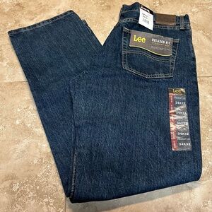 Lee Men's Relaxed Fit Dark Blue Jeans
